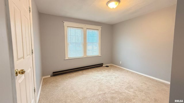 1801 S 1ST Street, Springfield, IL 62704