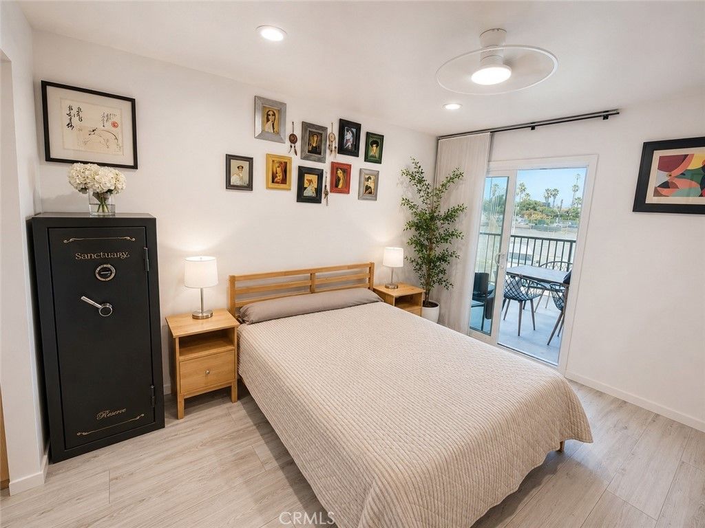 Image 12 of property listing at 2901 Peninsula Road, Oxnard, CA 93035