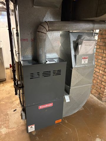 220 E State Street, Sycamore, IL 60178