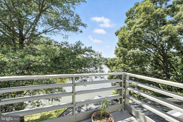 509 TROON CIRCLE, Fort Washington, MD 20744