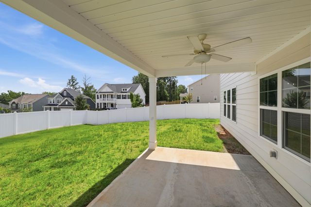 1402 Boatswain Drive, Inman, SC 29349