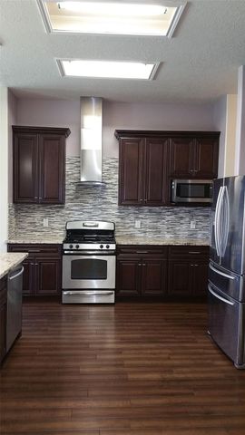 11638 Peachwood Lake Drive, Sugar Land, TX 77498