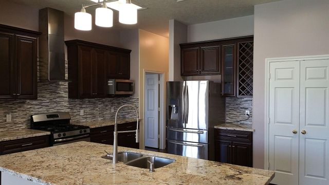 11638 Peachwood Lake Drive, Sugar Land, TX 77498