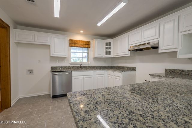 16601 Mcgregor Road, Vancleave, MS 39565
