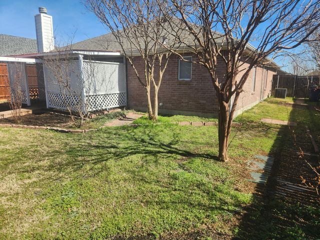 3007 Lake Side Drive, Sanger, TX 76266