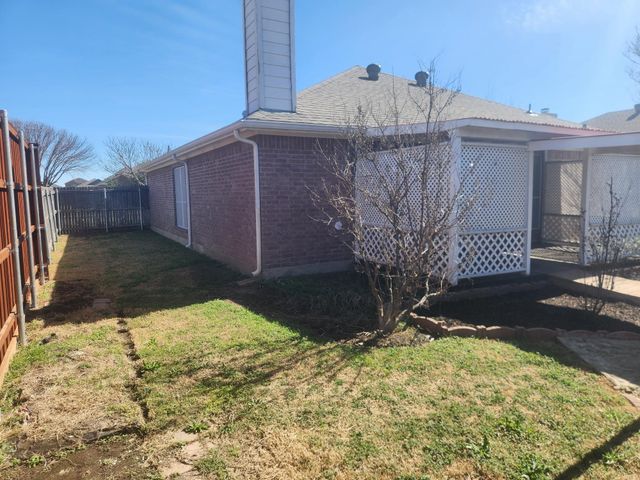 3007 Lake Side Drive, Sanger, TX 76266