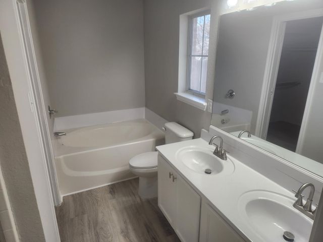 3007 Lake Side Drive, Sanger, TX 76266