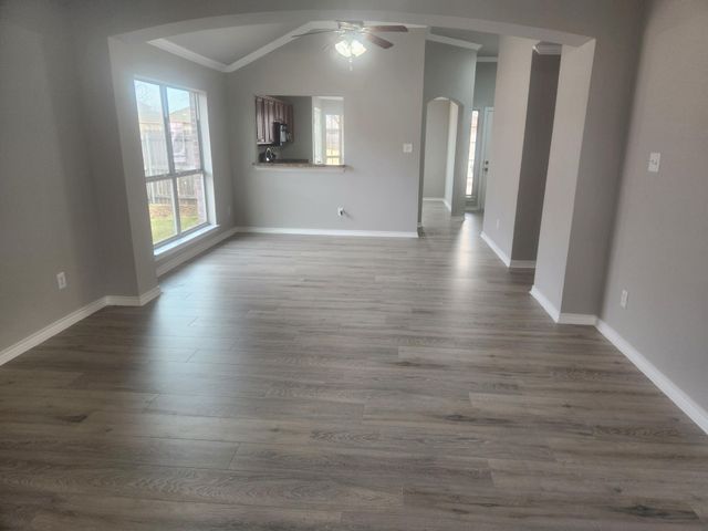 3007 Lake Side Drive, Sanger, TX 76266