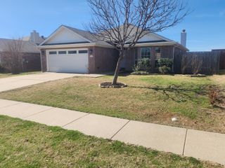 3007 Lake Side Drive, Sanger, TX 76266