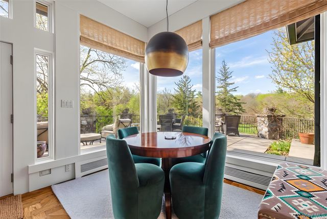 150 Old Farm Road N, Chappaqua, NY 10514