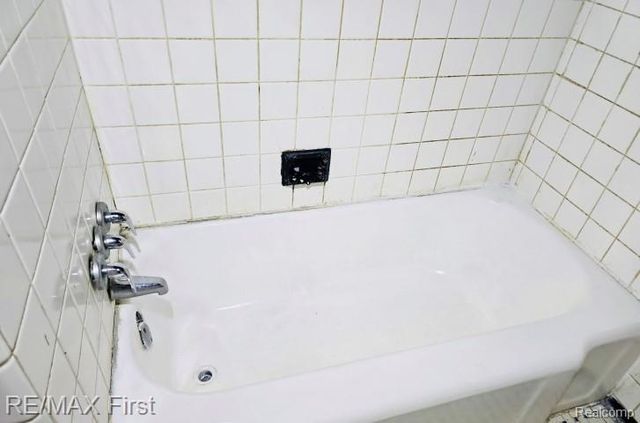 16306 Tacoma Street, Detroit, MI 48205