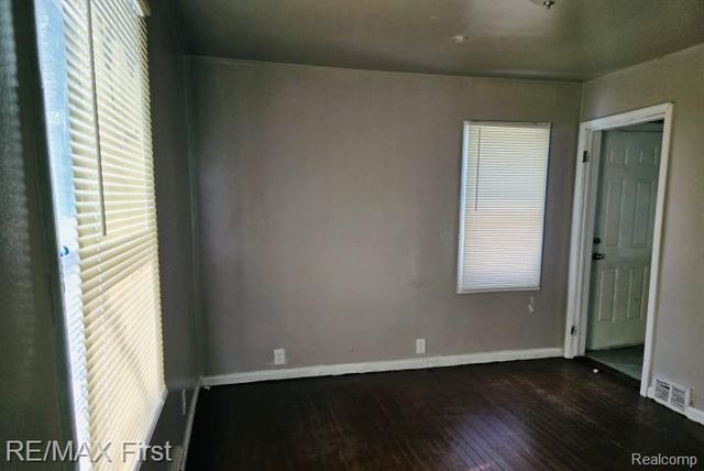 16306 Tacoma Street, Detroit, MI 48205