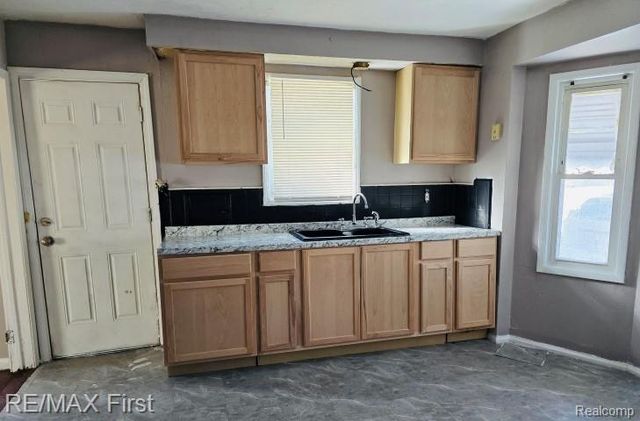 16306 Tacoma Street, Detroit, MI 48205