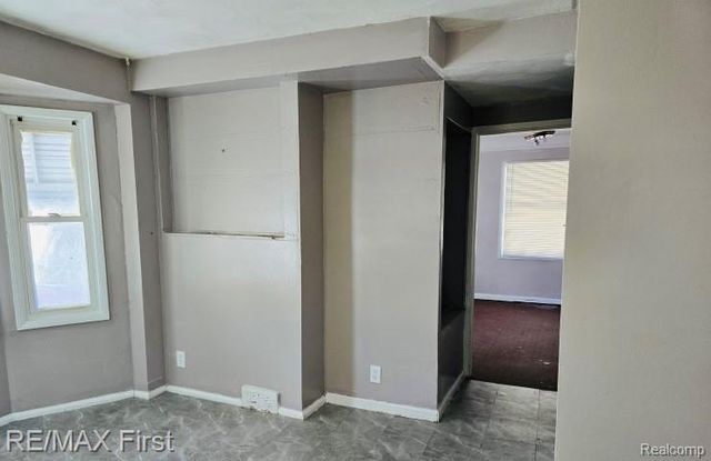 16306 Tacoma Street, Detroit, MI 48205