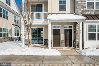 411 ISABELLE CT #101, Harleysville, PA 19438