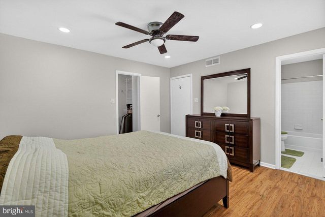 136 HAMPSHIRE DRIVE, Plainsboro, NJ 08536