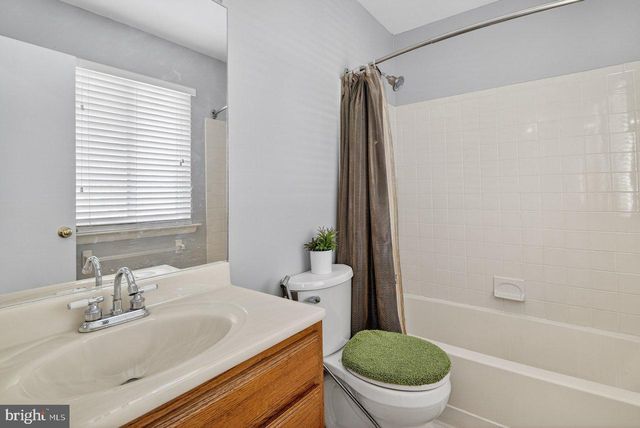 136 HAMPSHIRE DRIVE, Plainsboro, NJ 08536