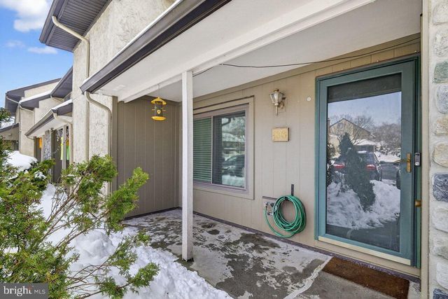 136 HAMPSHIRE DRIVE, Plainsboro, NJ 08536