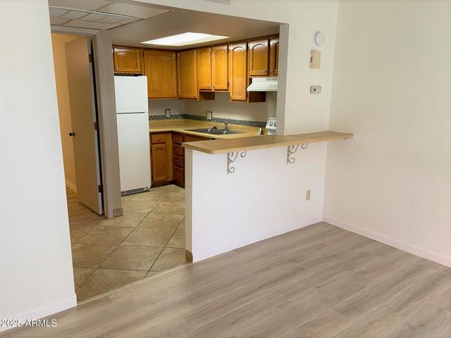 700 W UNIVERSITY Drive 111, Tempe, AZ 85281