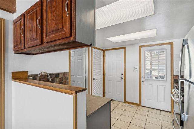 Address unavailable.