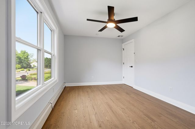 7 Pilgrim Hollow Road, Ocean Twp, NJ 07712