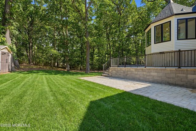 7 Pilgrim Hollow Road, Ocean Twp, NJ 07712