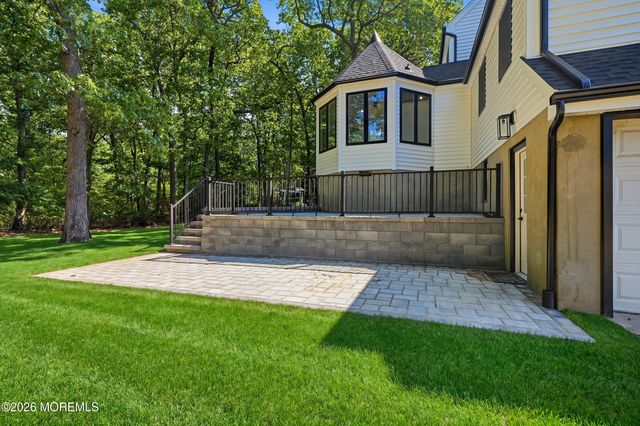 7 Pilgrim Hollow Road, Ocean Twp, NJ 07712