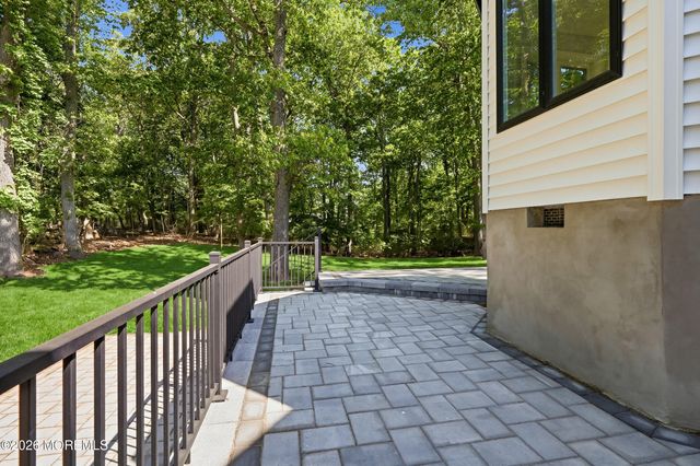 7 Pilgrim Hollow Road, Ocean Twp, NJ 07712