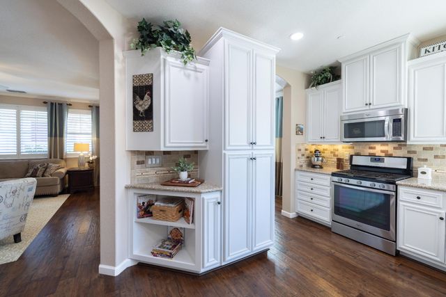 1129 Volonne Dr, Roseville, CA 95747