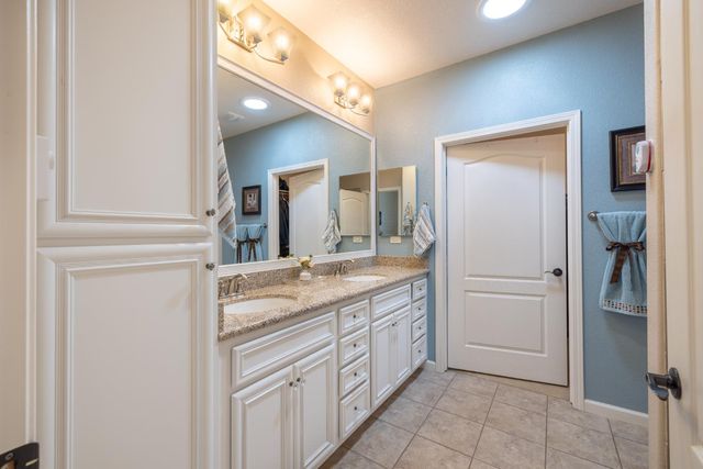 1129 Volonne Dr, Roseville, CA 95747