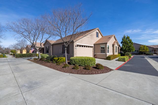 1129 Volonne Dr, Roseville, CA 95747