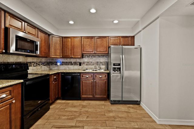 856 PARK LAKE CIRCLE 51, Maitland, FL 32751