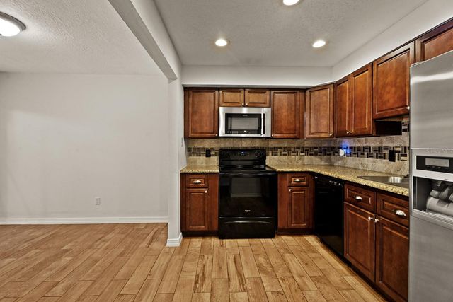 856 PARK LAKE CIRCLE 51, Maitland, FL 32751