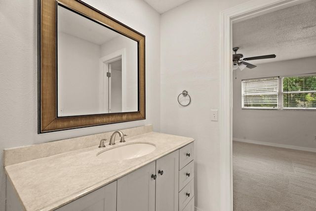 856 PARK LAKE CIRCLE 51, Maitland, FL 32751