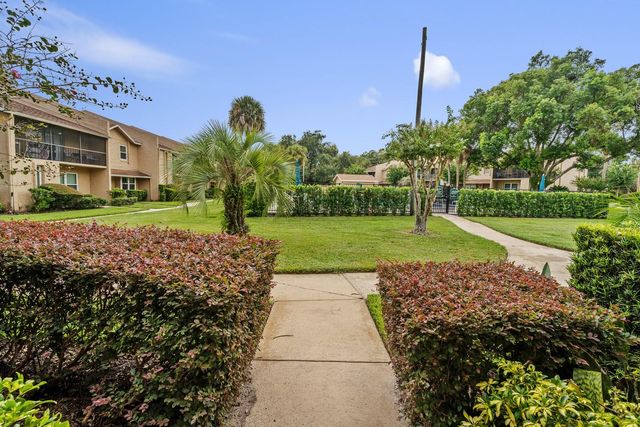 856 PARK LAKE CIRCLE 51, Maitland, FL 32751