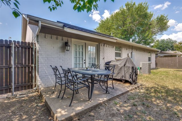 625 Park Center Boulevard, Saginaw, TX 76179