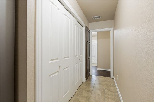 625 Park Center Boulevard, Saginaw, TX 76179