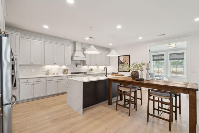 4 Cherrywood Drive, Summerville, SC 29483