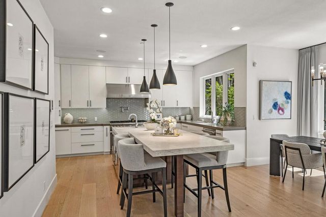 11 Rossi Lane, Redwood City, CA 94061