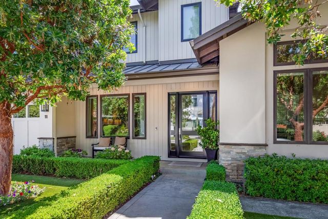 11 Rossi Lane, Redwood City, CA 94061