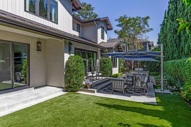 11 Rossi Lane, Redwood City, CA 94061