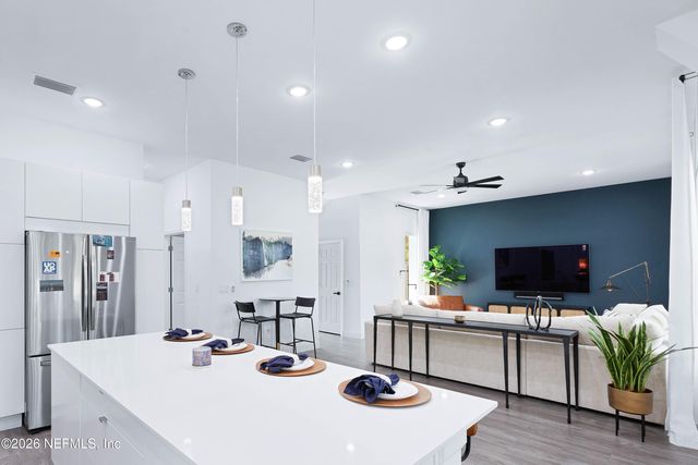 5631 HECKSCHER Drive, Jacksonville, FL 32226