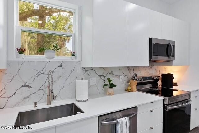 5631 HECKSCHER Drive, Jacksonville, FL 32226