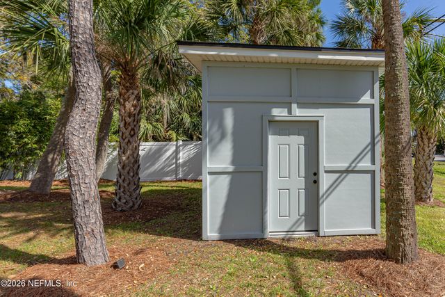 5631 HECKSCHER Drive, Jacksonville, FL 32226