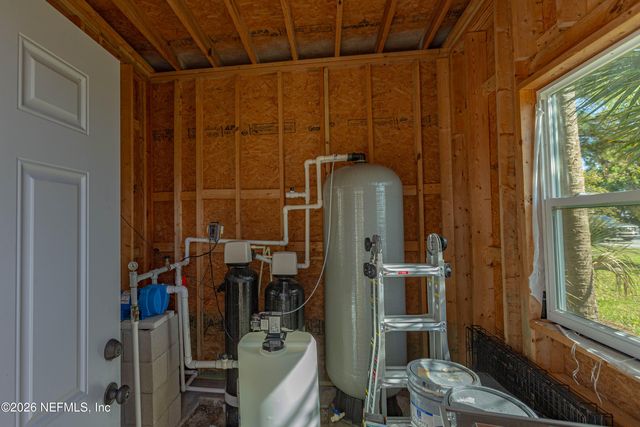 5631 HECKSCHER Drive, Jacksonville, FL 32226