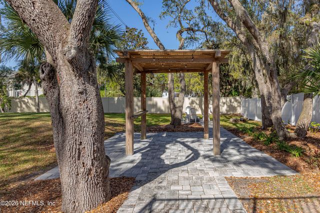 5631 HECKSCHER Drive, Jacksonville, FL 32226