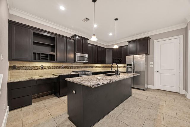 4204 Eli Street A, Houston, TX 77007