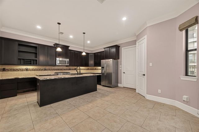 4204 Eli Street A, Houston, TX 77007