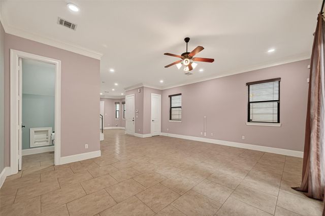 4204 Eli Street A, Houston, TX 77007