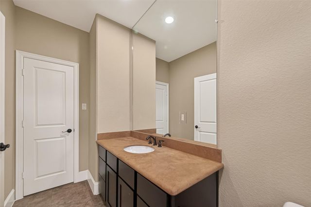 4204 Eli Street A, Houston, TX 77007